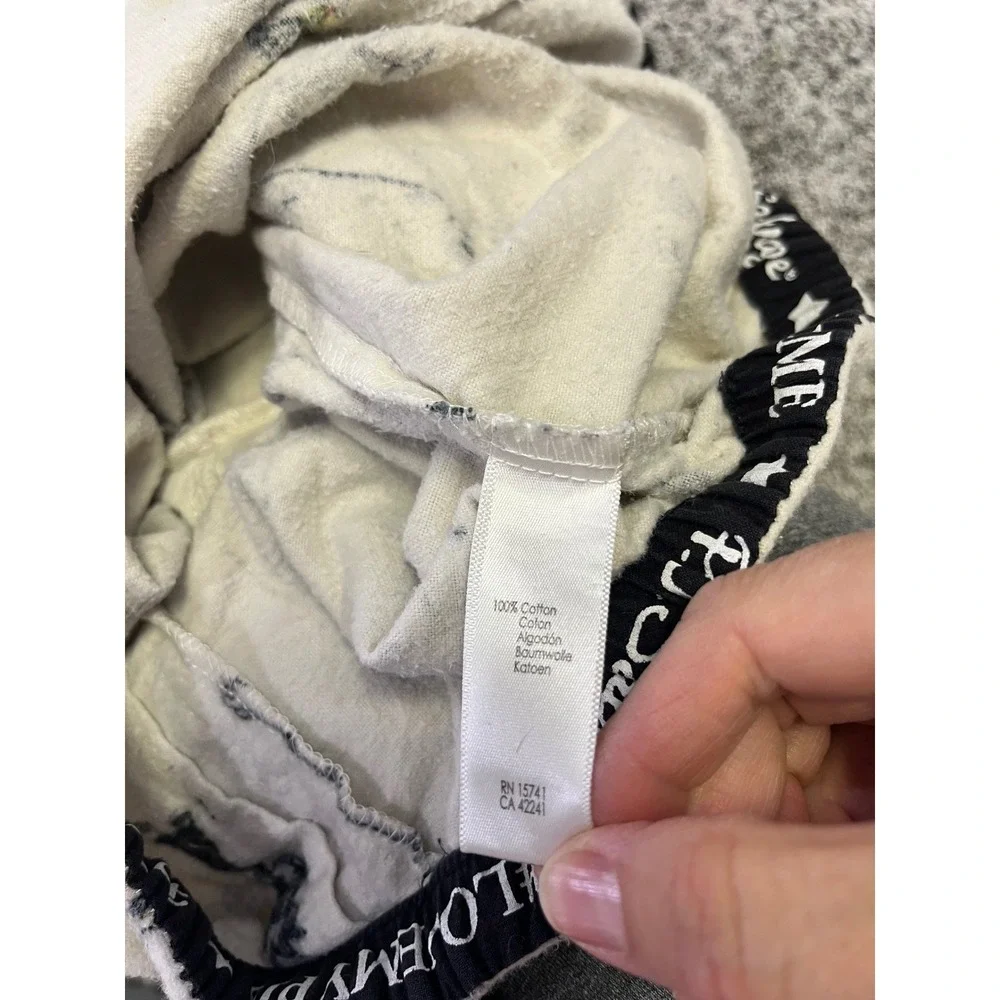 PJ Salvage Women Small Dog Print Flannel Pajama Set Cream Button Front‎ Long
